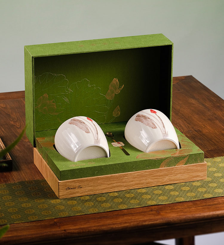 HỘP QUÀ TẶNG KÈM HŨ SỨ VẼ SEN